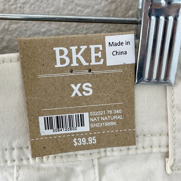 BKE Buckle Shorts High Waist Cotton Spandex Cuffed XS Cream NWT - Picture 3 of 6